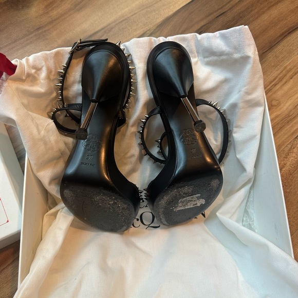 Alexander McQueen Heels - Picture 4 of 5